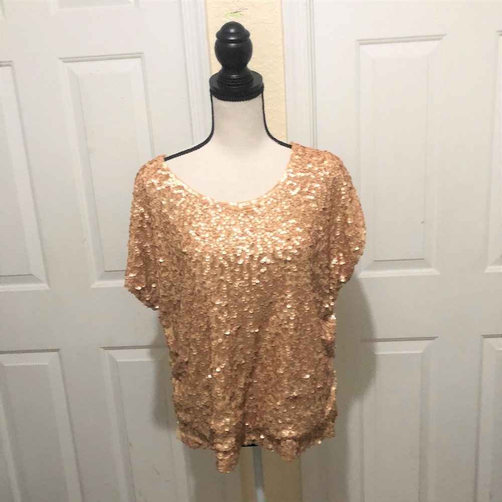 Pretty Guide Gold Metallic Short Sleeve Blouse